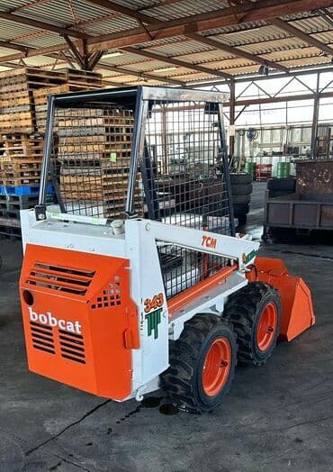 садовый измелчитель: Погрузчик, 2001 г., Колесный, Фронтальный — 2