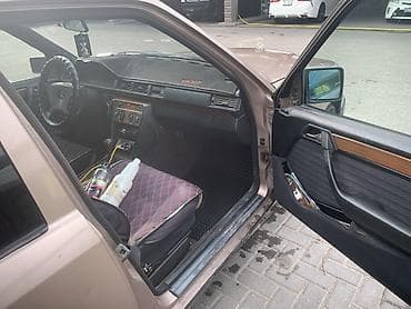 Mercedes-Benz W124: 1991 г., Универсал — 8