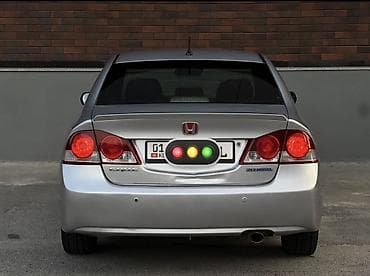 Продажа авто: Honda Civic: 2008 г., 1.3 л, Автомат, Гибрид, Седан — 4