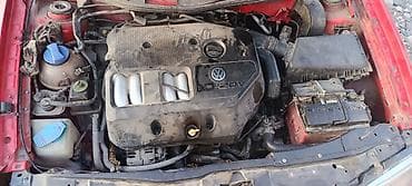 голф 2салон: Volkswagen Golf: 1999 г., 1.8 л, Автомат, Бензин, Хэтчбэк — 4