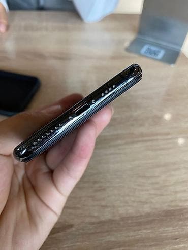 даю в рассрочку: IPhone Xs Max, Б/у, 256 ГБ, Черный, Защитное стекло, Чехол, 100 % — 4
