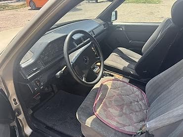 чанган юни с: Mercedes-Benz W124: 1990 г., 2.3 л, Седан — 6