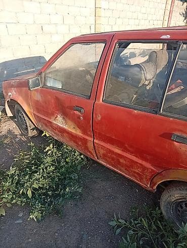 Унаа: Nissan Март: 1990 г., Хетчбек — 5