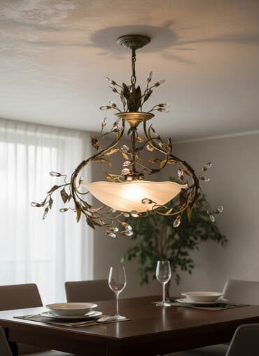 ваза для декора: Декоративная люстра в стиле флоральной классики - Потолочная люстра с — 1