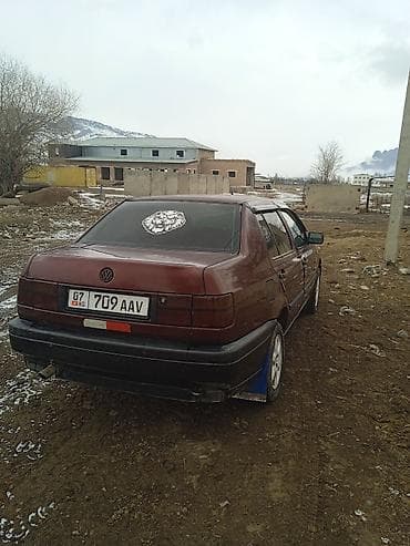 Volkswagen Vento: 1994 г., 1.8 л, Ручные, Бензин, Седан — 2
