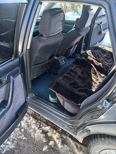 cls 219: Audi S4: 1992 г., 2.3 л, Механика, Бензин — 3