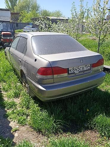 Honda Domani: 2000 г., Седан — 2