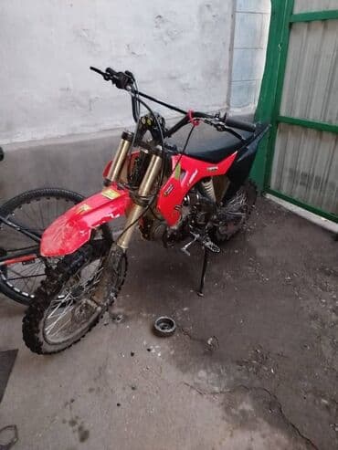 Есть торг нужно поменять каленвал а так идиал