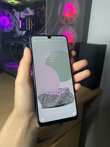 i9: Samsung Galaxy A31, Б/у, 64 ГБ, цвет - Голубой, 2 SIM — 2