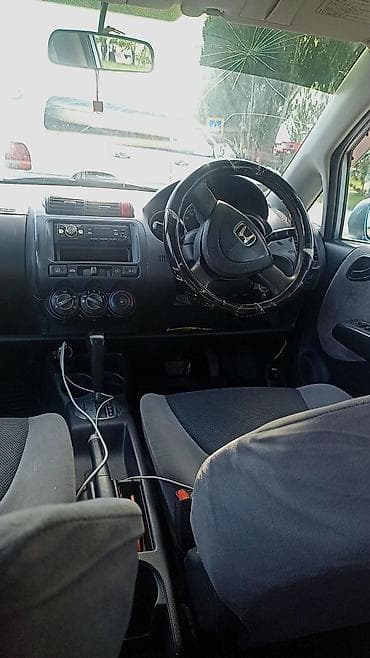 бампер jazz: Honda Fit: 2003 г., 1.3 л, Автомат, Бензин, Хэтчбэк — 3