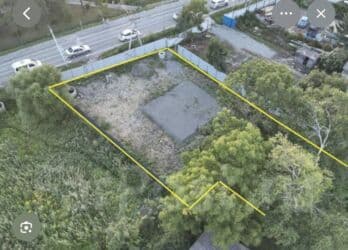 оборудование для бизнес: Сдаю в аренду участок под бизнес в городе Каракол на первой линии — 1