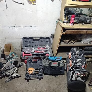 Набор профессионального инструмента для ремонта и отделочных работ