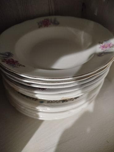продам бу кухонный гарнитур: Тарелки почти новые некоторые не пользование -100 сом за шт. кесе-150 — 5