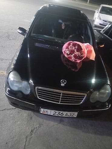 Mercedes-Benz C-Class: 2002 г., Седан — 3