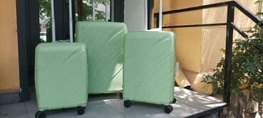 чемодан купить бу: Чемодан, Новый, Материал: Пластик, Маленький (до 40 л), Вращающиеся колеса на 360°, Съёмные колеса — 4