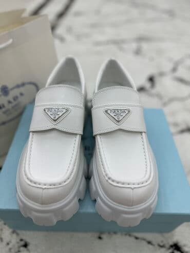 prada: Продается новая люксовая обувь PRADA 38 размер на 37 размер тоже — 2