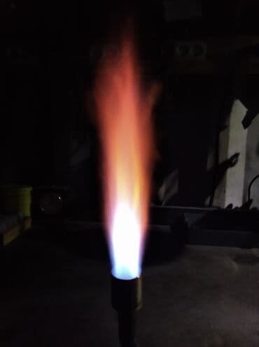 Горелка газовая угловая. Пропан, мощность ок. 15 кВт. Рабочее давление at lalafo.kg Горелка газовая угловая. Пропан, мощность ок. 15 кВт. Рабочее давление