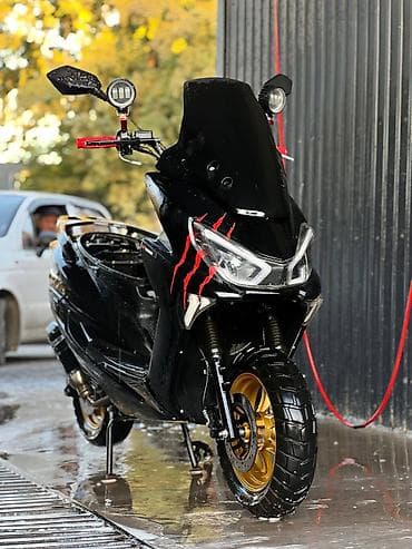 Кумурска мотороллер: Модель:Макси вид имеет Лексус лентадоп фара есть акрап есть без — 3