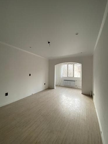 Квартиры: 1 комната, 45 м², Пишпек Элитка, 1 этаж, Свежий ремонт — 2