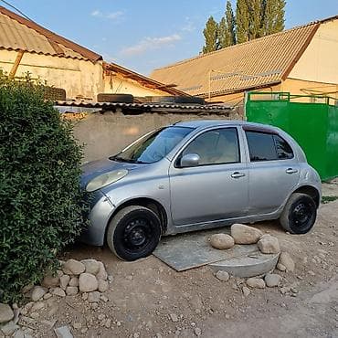 Продажа авто: Nissan March: 2002 г., 1.3 л, Автомат, Бензин, Хэтчбэк — 3