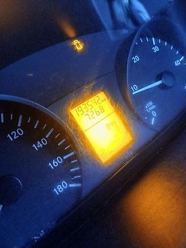 lexsus is: Mercedes-Benz Спринтер: 2008 г., 2.2 л, Механика — 6