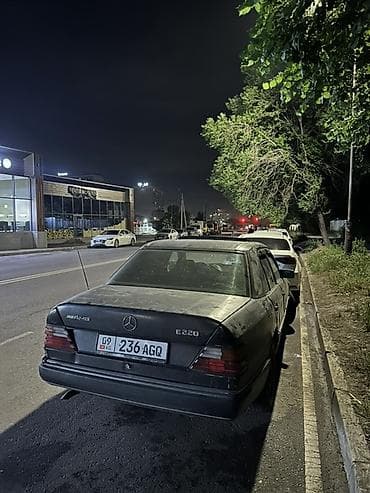 124 е220: Mercedes-Benz W124: 1991 г., 2.2 л, Механика, Бензин, Седан — 6