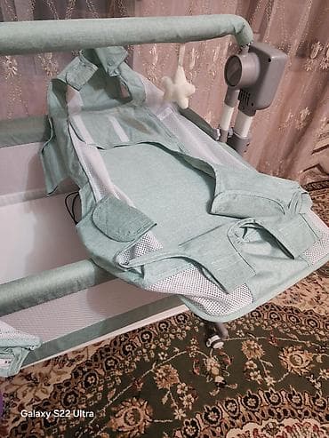 Электронная прикроватная колыбель-люлька для новорождённого