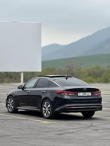 Kia K5: 2016 г., 1.7 л, Автомат, Дизель, Седан