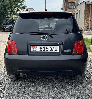тайота в: Toyota Ist: 2003 г., 1.5 л, Автомат, Бензин, Хэтчбэк — 1