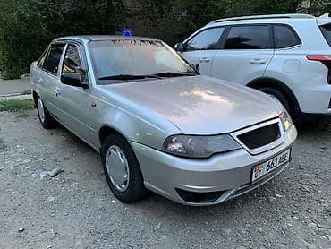 Транспорт: Daewoo Nexia: 2010 г., Механика, Бензин, Седан — 1