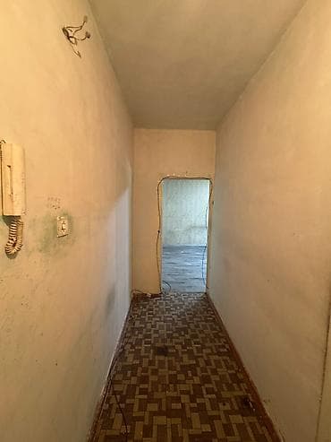 5: 1 комната, 34 м², ТЦ Весна 105 серия, 1 этаж, Старый ремонт — 4