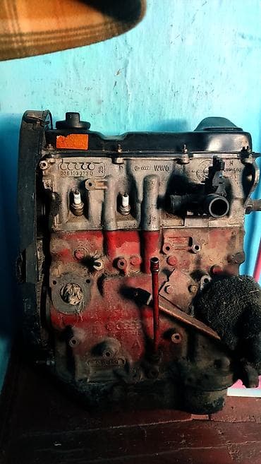 Автозапчасти: Бензиновый мотор Volkswagen 1.6 л, Оригинал, Германия — 1