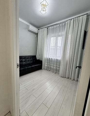 Кыймылсыз мүлк: 200 м², 7 бөлмө, Балдарсыз түгөйлөргө — 8