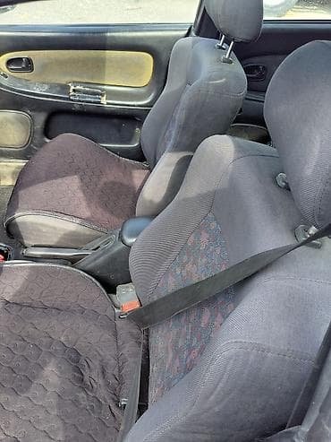 тканевый: Mazda Lantis: 1997 г., 1.5 л, Механика, Бензин, Хэтчбэк — 6