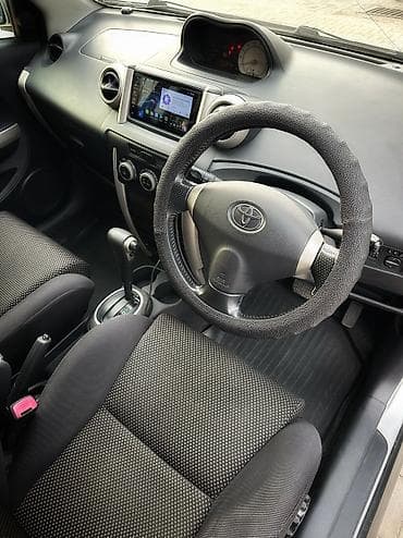 ist: Toyota Ist: 2004 г., 1.5 л, Автомат, Бензин, Хэтчбэк — 7