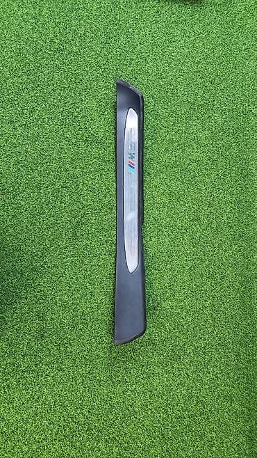 bmw e12: Накладка порога задняя правая М е60 7 897 246 Год 2006 Есть дефект В — 1