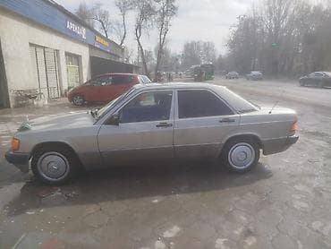 с авто: Mercedes-Benz 190: 1990 г., 1.8 л, Механика, Бензин, Седан — 2