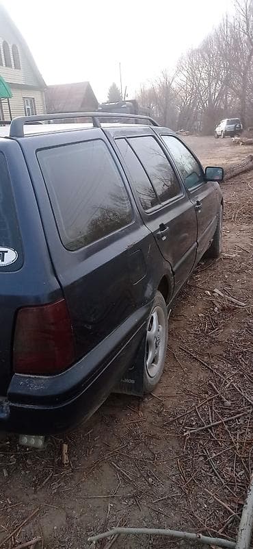 мотор фольсваген: Volkswagen Golf: 1993 г., 1.8 л, Кол менен иштөөчү, Универсал — 4