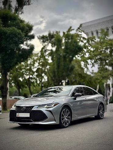 Toyota Avalon: 2018 г., 3.5 л, Автомат, Бензин, Седан