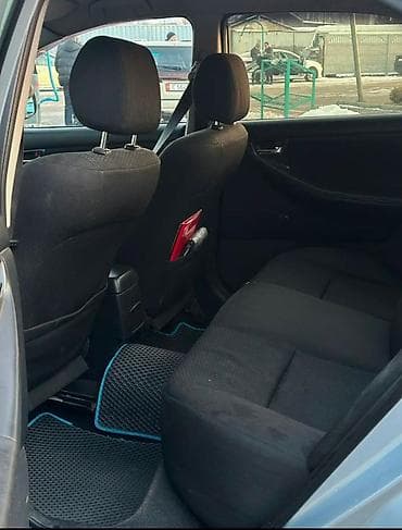 тойота 1.6: Toyota Corolla: 2004 г., Бензин, Седан — 7