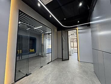 red centr: Аренда офисов, 280 м², В жилом комплексе, С отдельным входом, С отдельным сан узлом, С оборудованием — 7