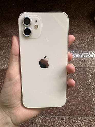 IPhone 12, Белый, 77 %