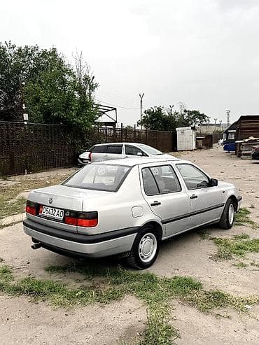 vento капот: Volkswagen Vento: 1997 г., 1.8 л, Механика, Бензин, Седан — 9