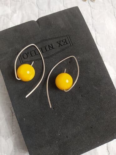 Атайын кийим: Серебряные серьги с натуральным янтарём . королевский — 1