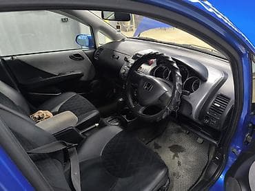 фит сиденье: Honda Fit: 2003 г., 1.3 л, Вариатор, Бензин, Хэтчбэк — 6