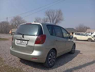 бампер поло: Toyota Corolla Verso: 2004 г., 2 л, Механика, Дизель, Минивэн — 1
