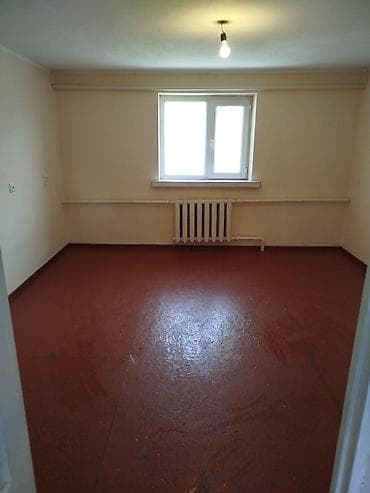 Квартира берилет, прихожкасы м-н эки комната, душ, туалет ичинде. Ысык