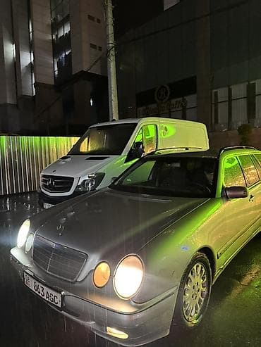 авто компании: Mercedes-Benz E-Class: 2002 г., 2.2 л, Механика, Дизель, Универсал — 3