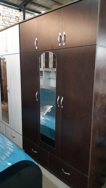 мебельный магазины: Делаем мебель на заказ и готовые имеется шкаф,кровать, камод,шифонер — 1