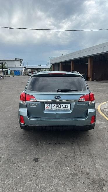 Subaru Outback: 2010 г., 2.5 л, Автомат, Бензин, Универсал — 3